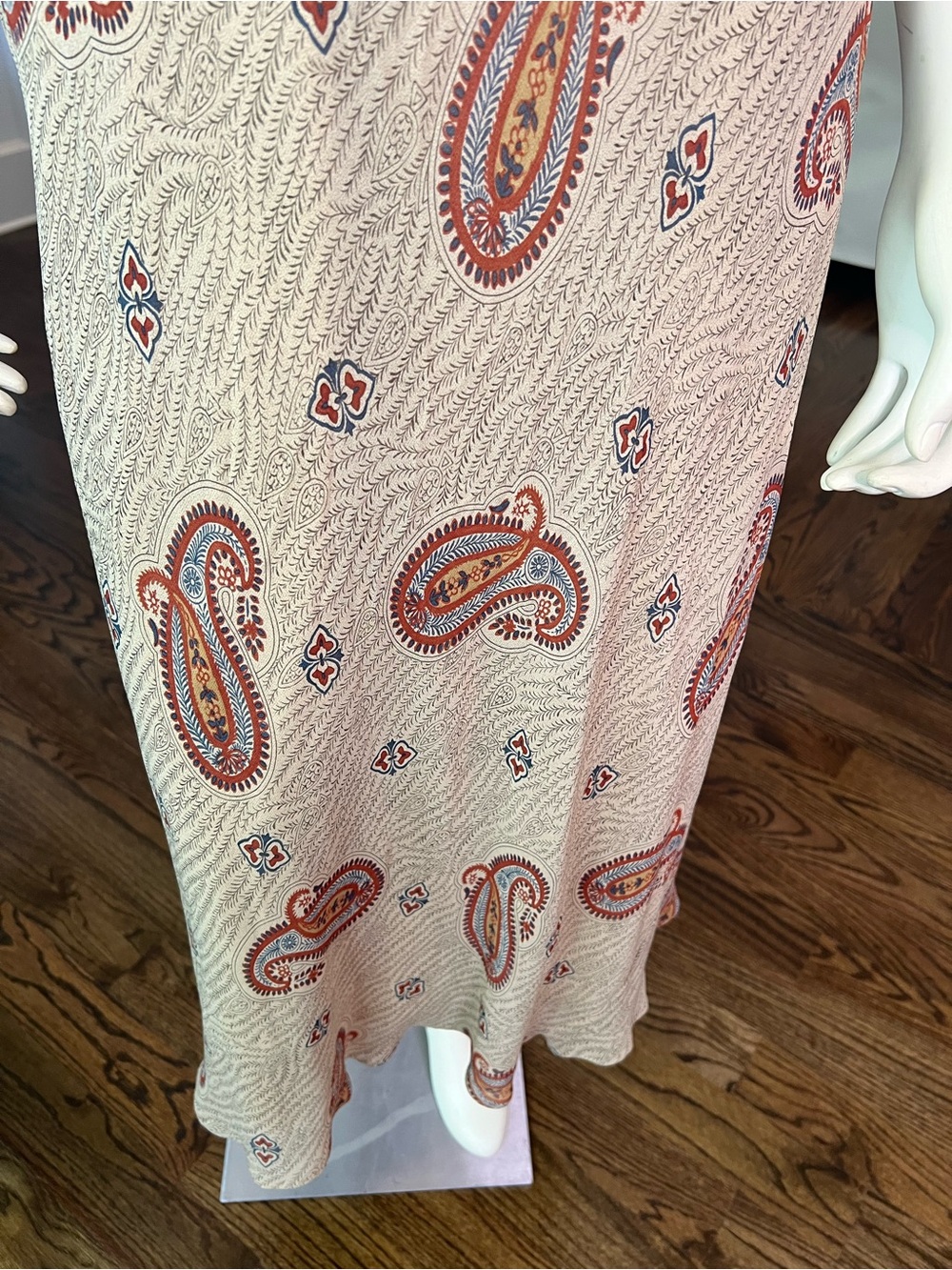 Lauren Ralph Lauren Beige Paisley Slip Midi Dress with Rust Accents - Picture 9 of 16